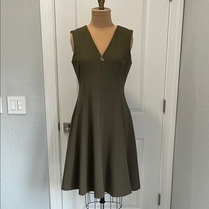 Calvin Klein Green Sleeveless V-Neck Midi Dress